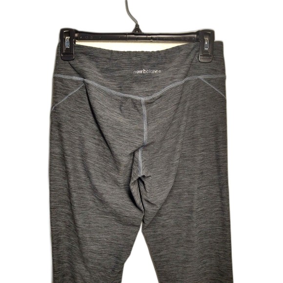 New Balance NB Dry Gray Work Out Leggings size Medium - Picture 3 of 7